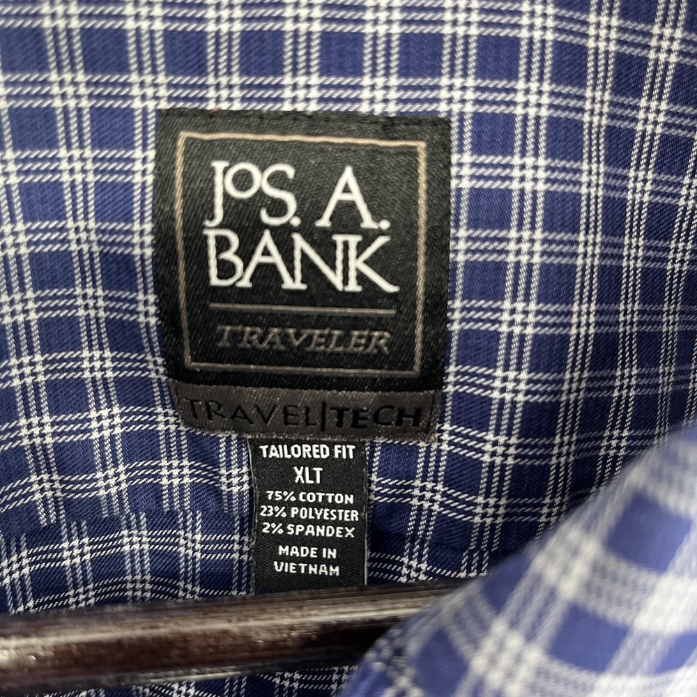 Joeph A Bank Traveler button down men's sirt XL Chest 44 Length 35 - Picture 3 of 4